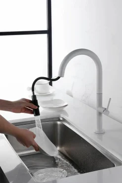 Grifería De Cocina Extraíble Samoa Blanco Mate – GCE017/BL – Imex