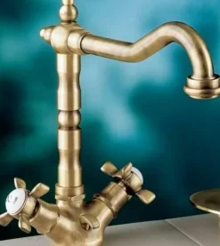 Grifo Bimando Para Lavabo Laton Viejo 5291040161 – Retro Classic – Tres Griferia